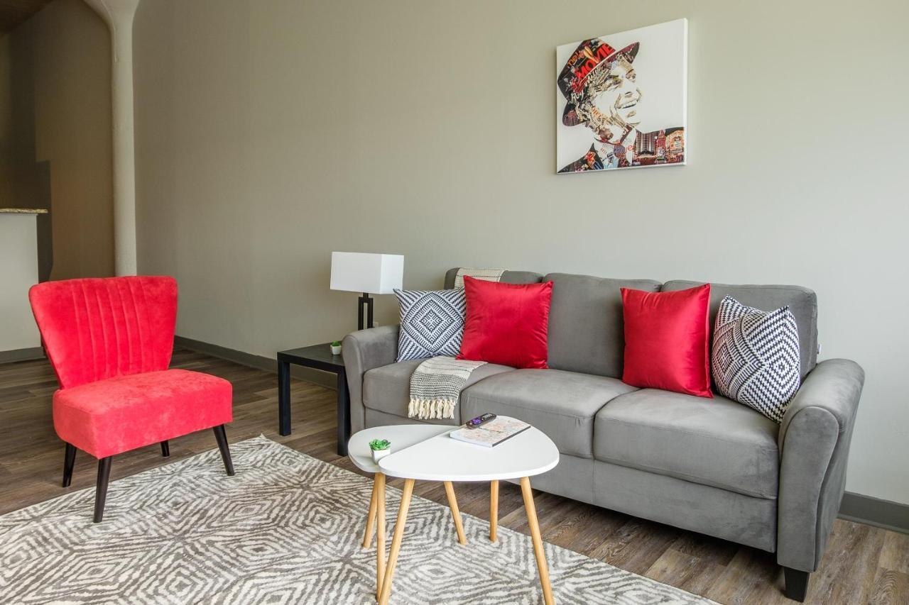 شقة Frontdesk Waterfront Apts Downtown كليفلاند الغرفة الصورة